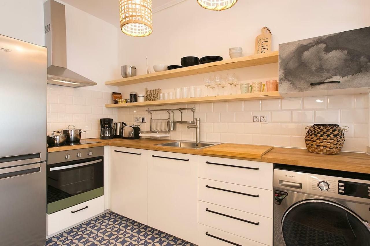 סלוניקי Boho Chic Apartment, Agia Sofia District #Feelslikehome מראה חיצוני תמונה